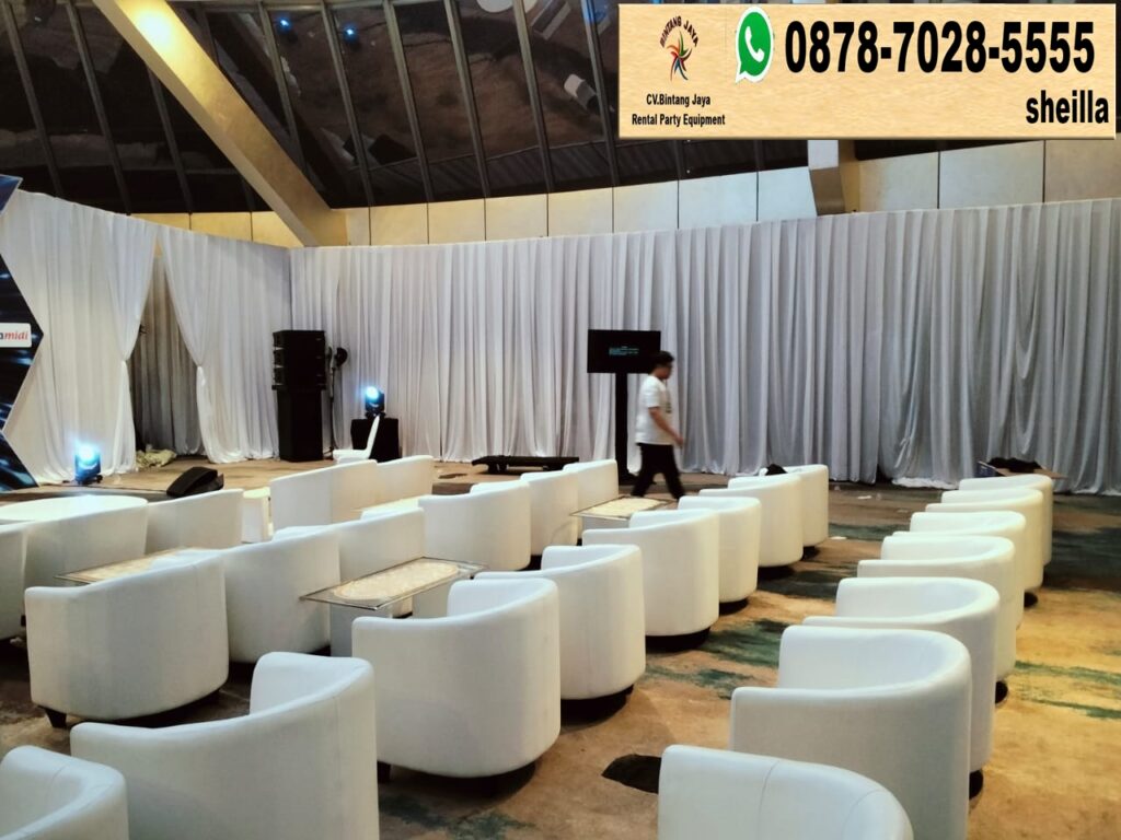 Jasa Sewa Sofa Oval Putih Dan Tirai Putih Area Jakarta