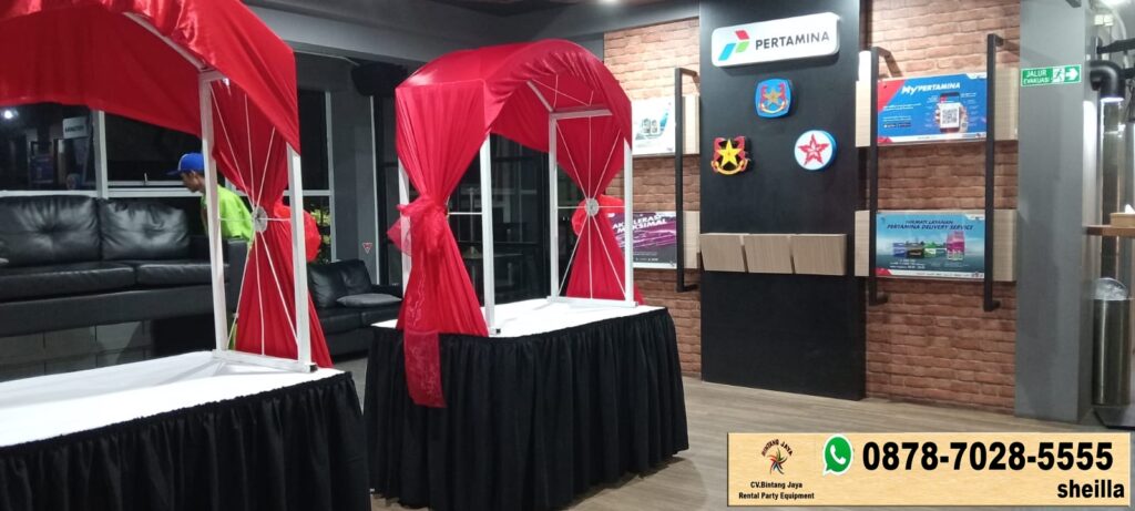 Sewa Gubukan Stand Makanan Cover Merah Hitam Area Tangerang