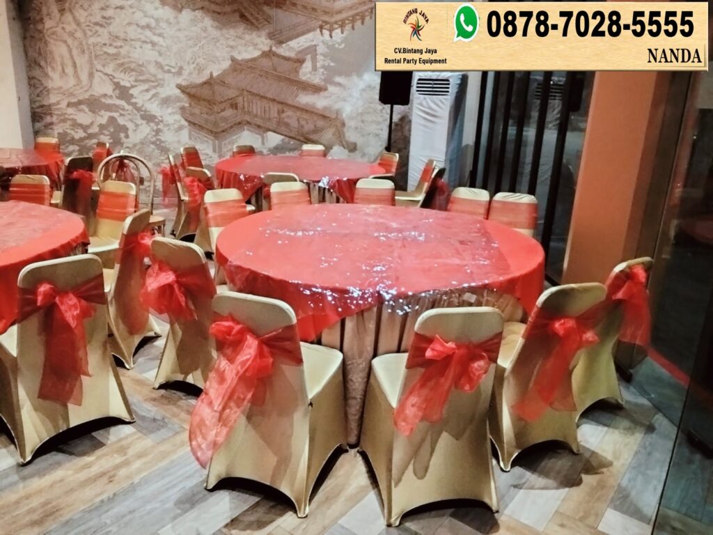 Sewa Kursi Futura Dan Round Table Cover Merah Di Jakarta