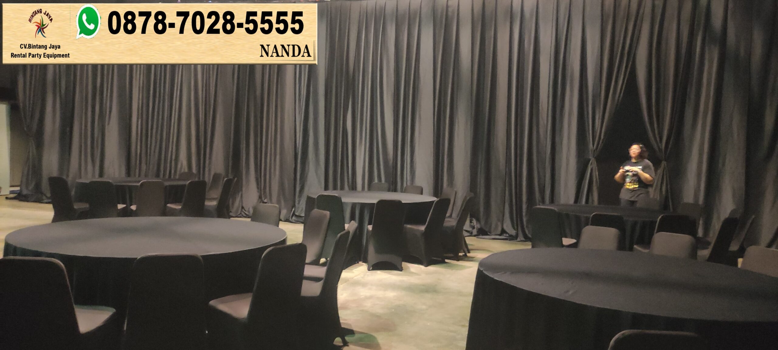 Sewa Tirai Hitam Dan Meja Bulat Event Telkomsel Jakarta