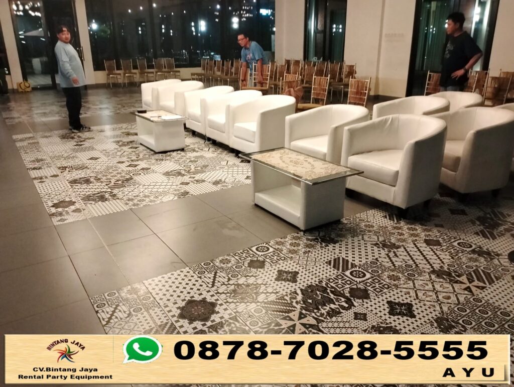 Rental Barstool Senderan Putih Jakarta