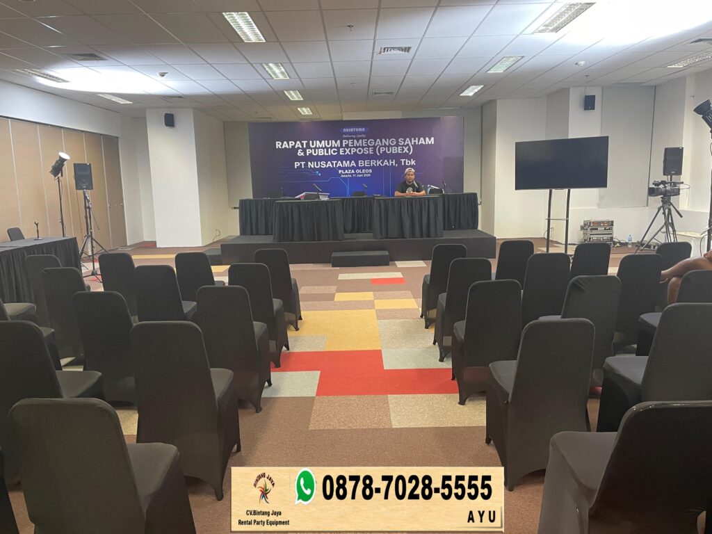 Sewa Kursi Futura Dan Meja Kotak Cover Hitam di Jakarta