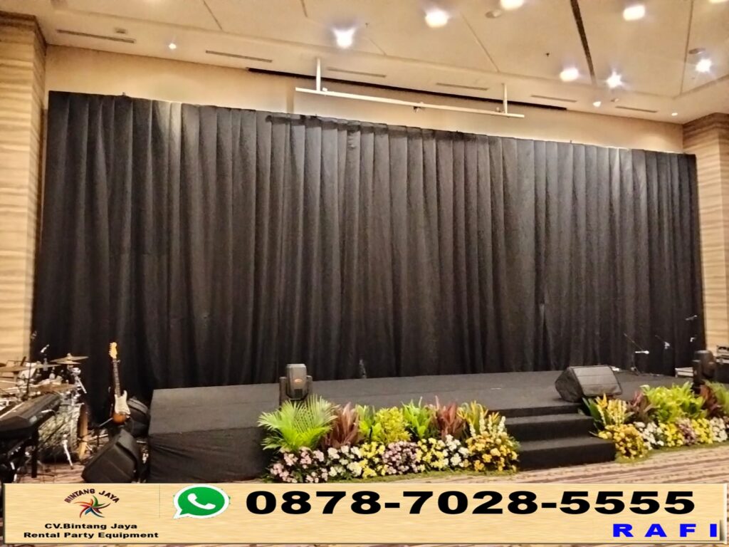 Jasa Sewa Tirai Hitam Tinggi 8 meter Jakarta