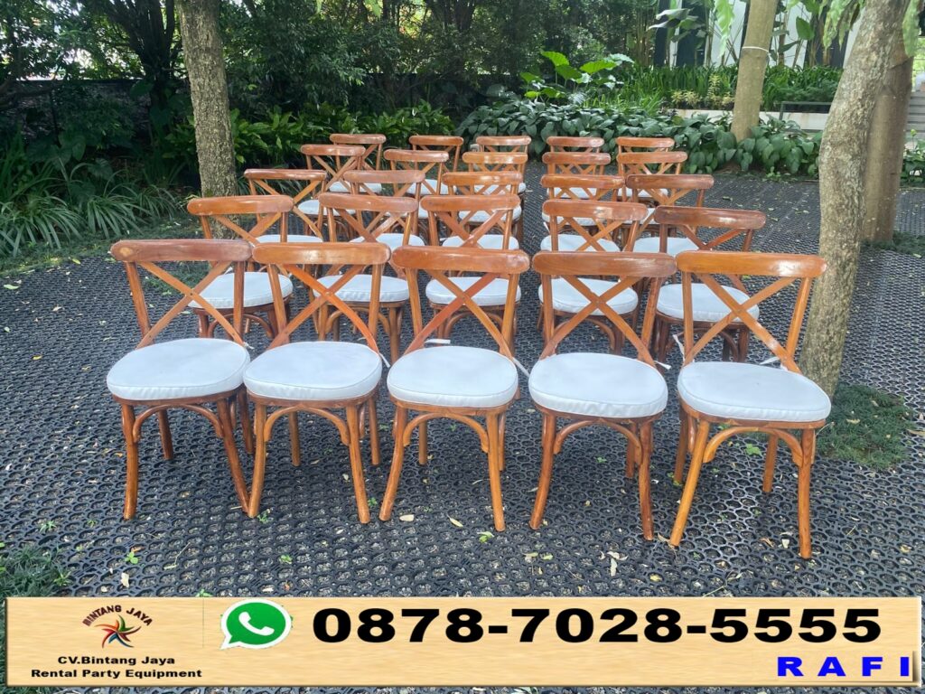 Sewa Kursi Crossback + Meja Kotak 120x80cm Taplak Putih Di Bandung