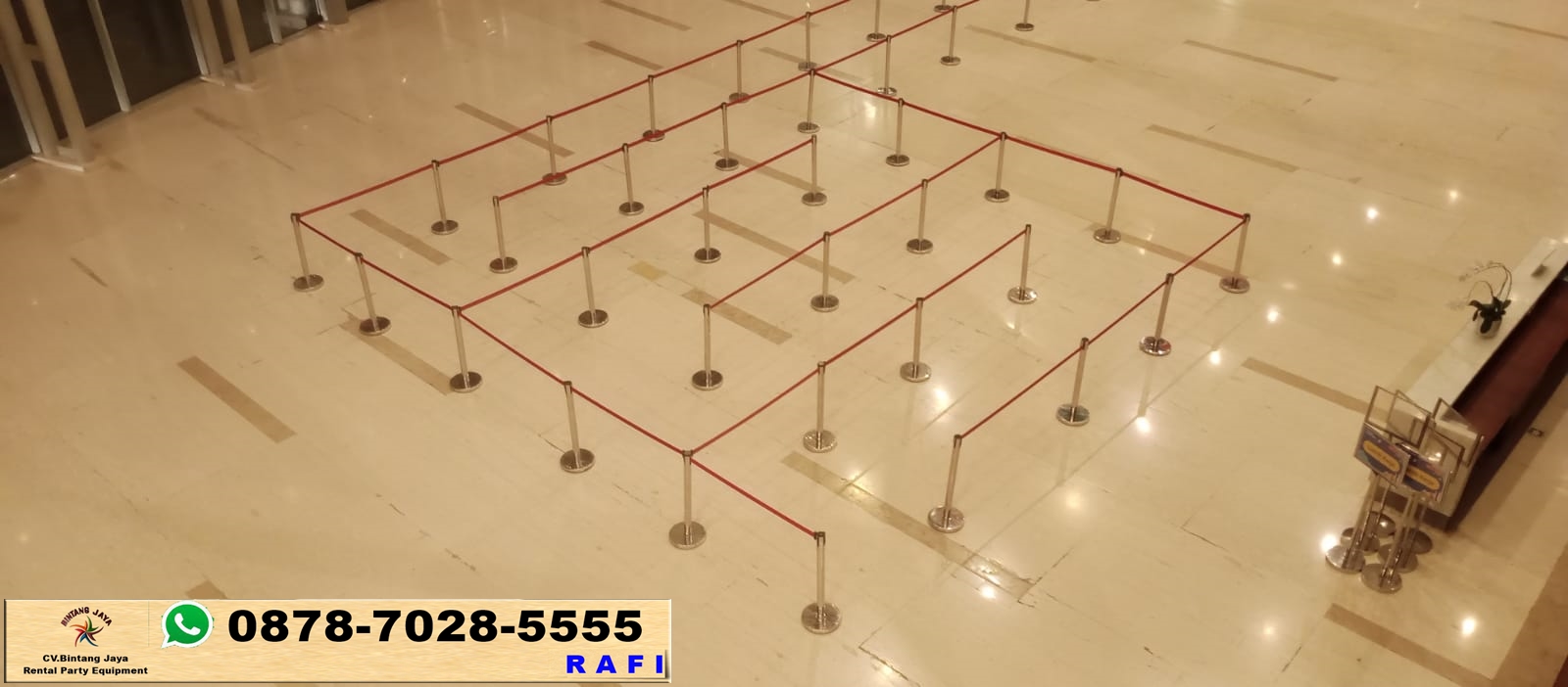 Rental Tiang Antrian Type Pita Sabuk Merah Jakarta