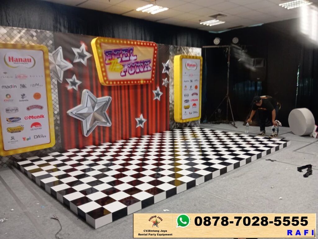 Sewa Dance Floor Fin Hpl Hitam Putih Event Di Curug Sangereng Serpong