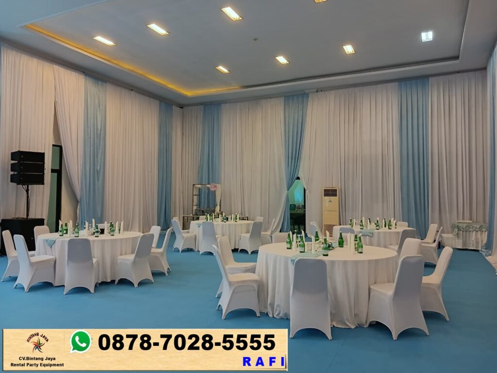Sewa Round Table Set Kursi Kayu Dan Futura Di Cibubur