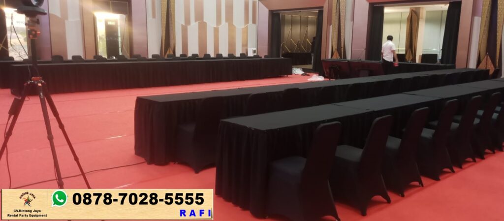 Rental Meja Dan Kursi Cover Hitam Bersih Wangi Jakarta