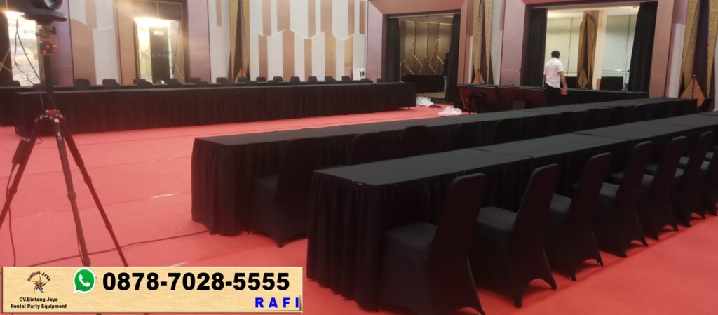 Sewa Meja Kotak Set Futura Hitam Event Rapat Danantara Indonesia