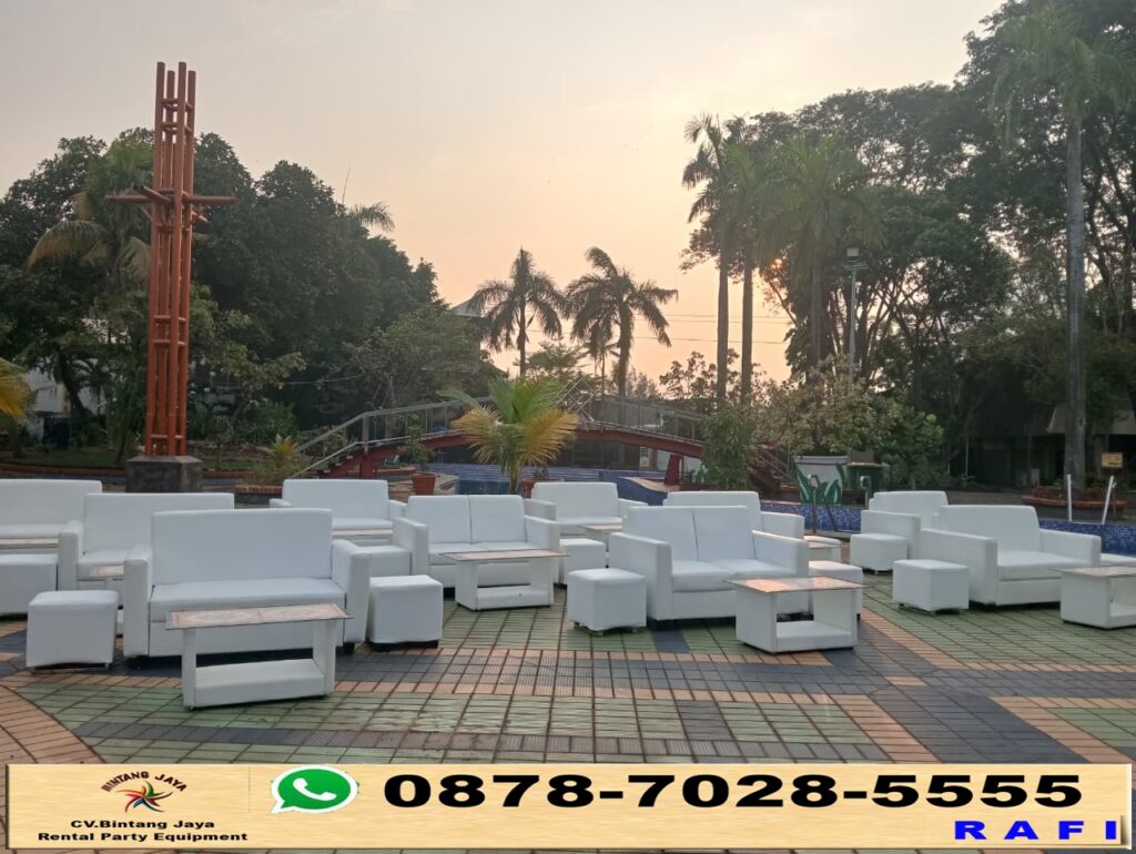 Sewa Podium Sirine Putih Q Line, Sofa Dan Meja Kaca Jakarta