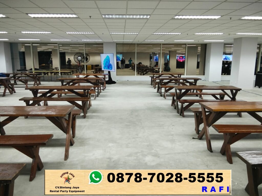 Paket Sewa Bangku Kayu Set Meja Taman Jakarta
