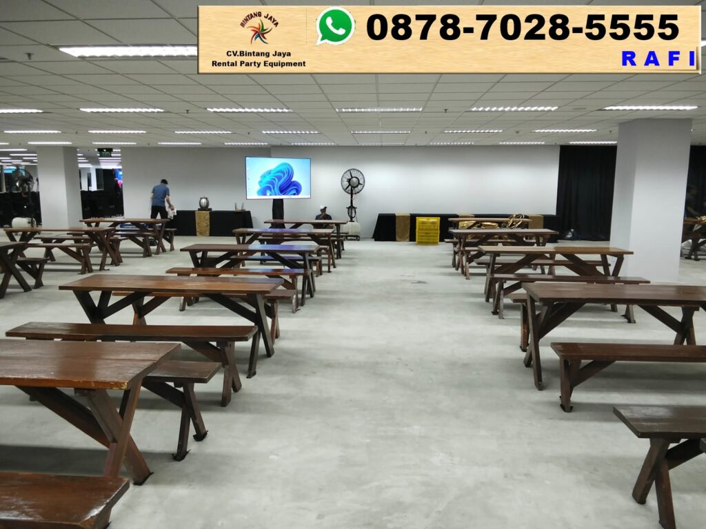 Paket Sewa Bangku Kayu Set Meja Taman Jakarta