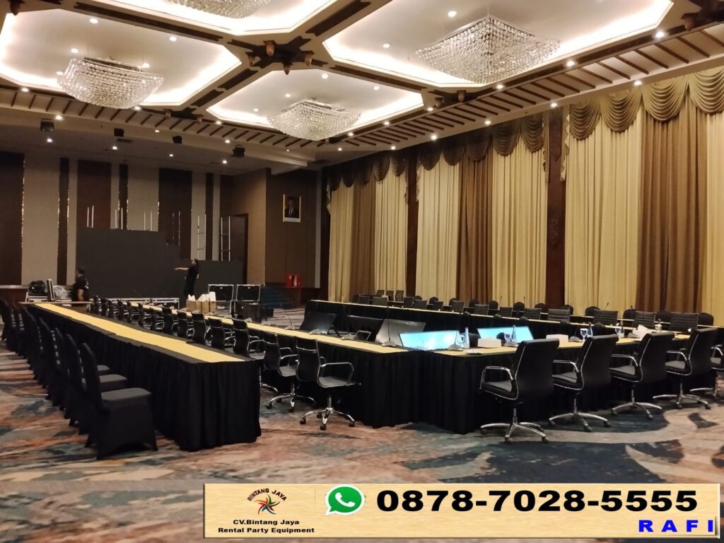 Sewa Kursi Direktur Dan Taplak Meja Model Skirting Jakarta
