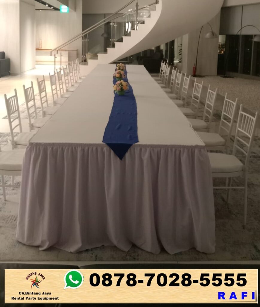 Sewa Meja Kotak Dan Kursi Tiffany Putih Event Plaza Jamsostek Jaksel