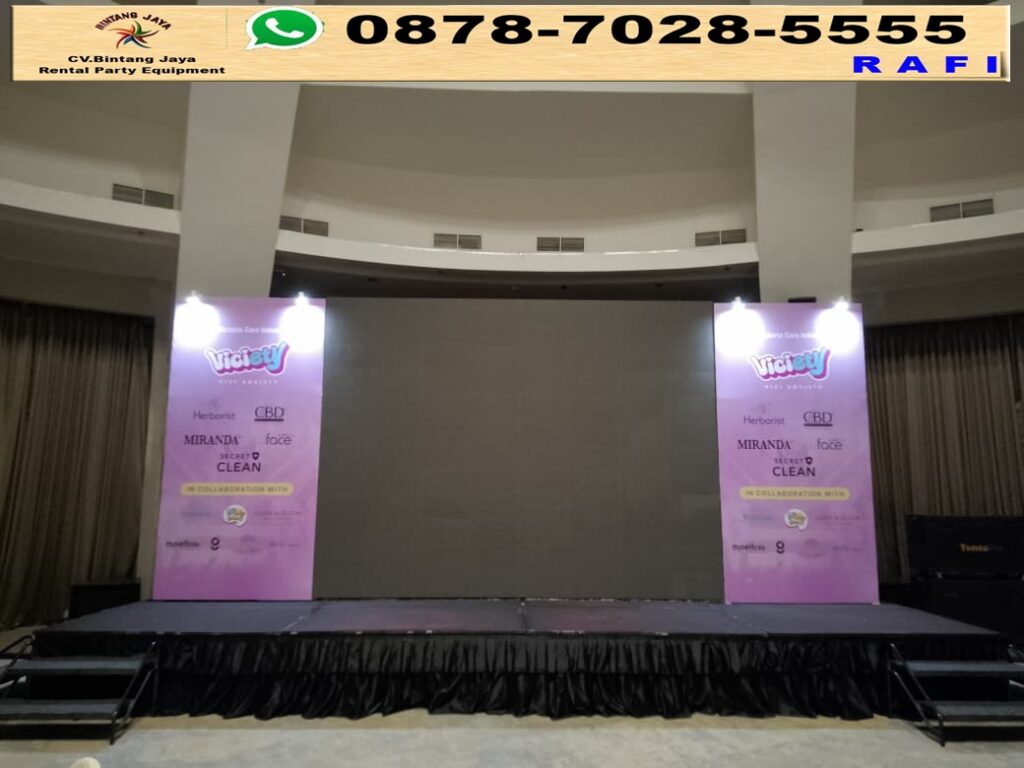 Rental Panggung, Backdrop Dan Tenda Serut Putih Biru Depok