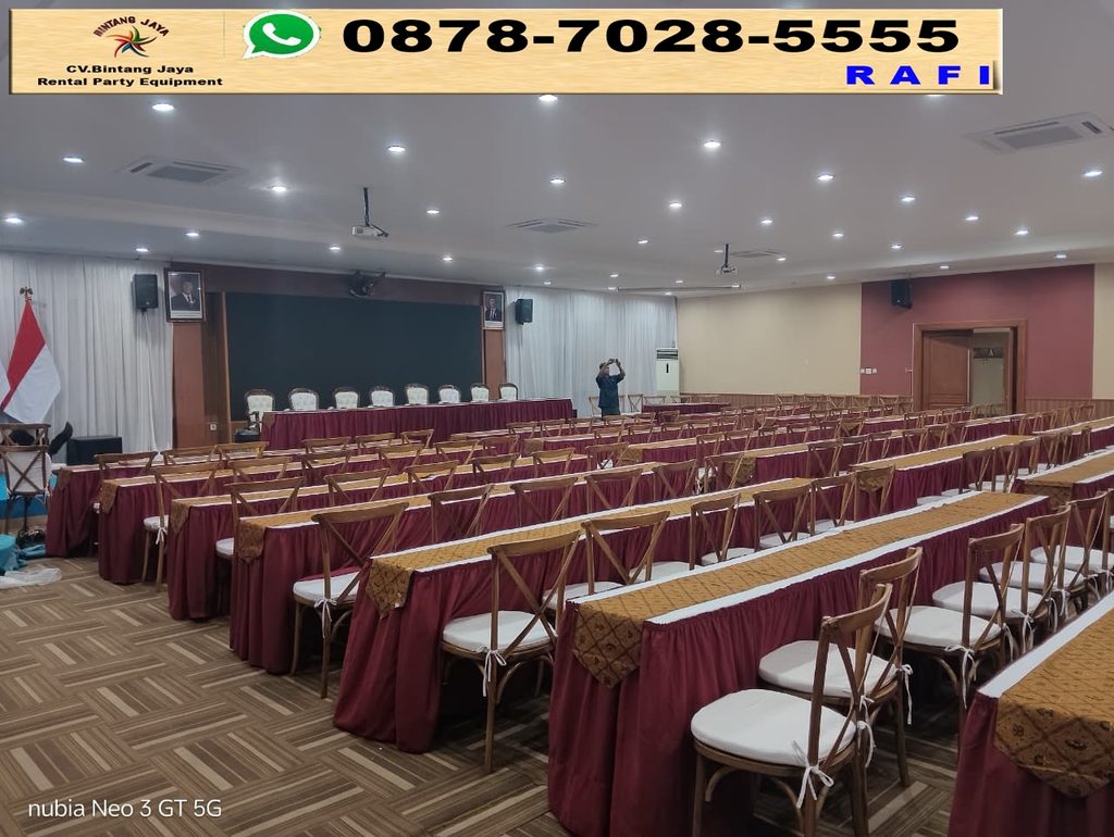 Sewa Meja Kotak Plus Cross Back Dan Kursi Vip Event Partai Jakarta 0878-7028-5555