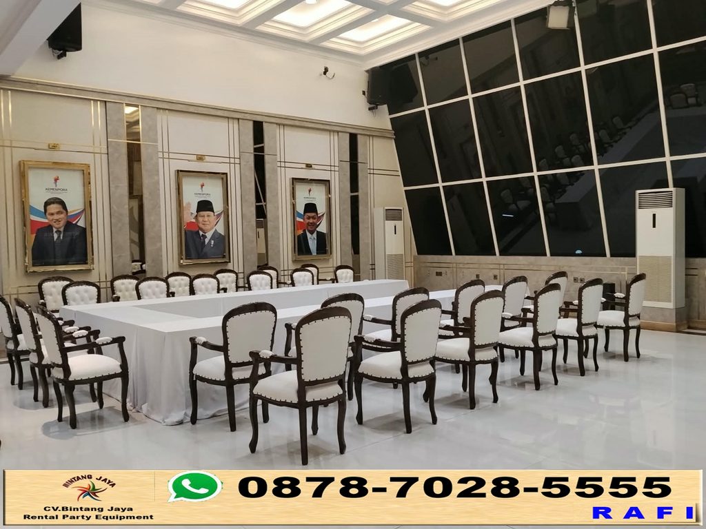 Sewa Kursi Kayu VIP Dan Meja Di Tangerang Selatan